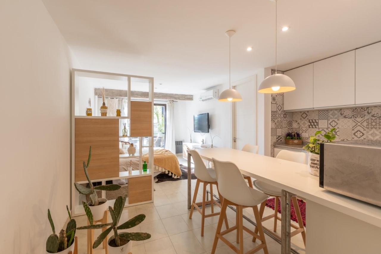 Cbmona Suites Villa Mercedes Εξωτερικό φωτογραφία